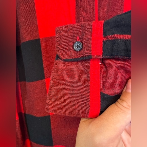 Old Navy The Classic Shirt Button Up Buffalo Plaid Black and Red Mens Size L - Picture 11 of 12
